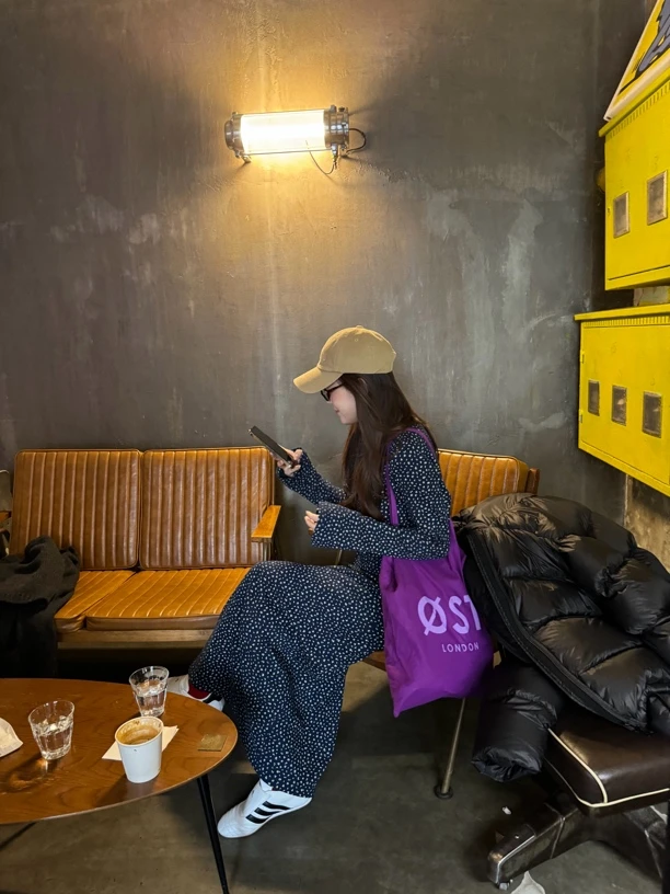 SHILALA韩系穿搭 2024冬季新款简约时尚95白鸭绒连帽羽绒服女短款