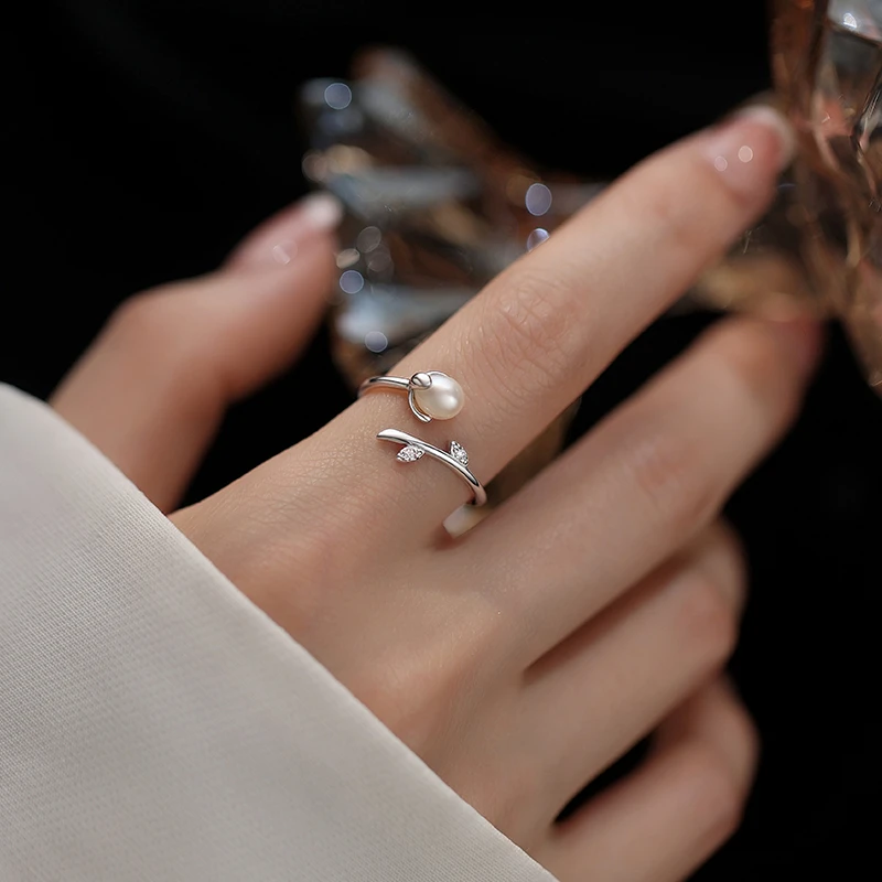 925银仿珍珠戒指 925纯银仿珍珠戒指轻奢食指戒女素圈高级开口戒