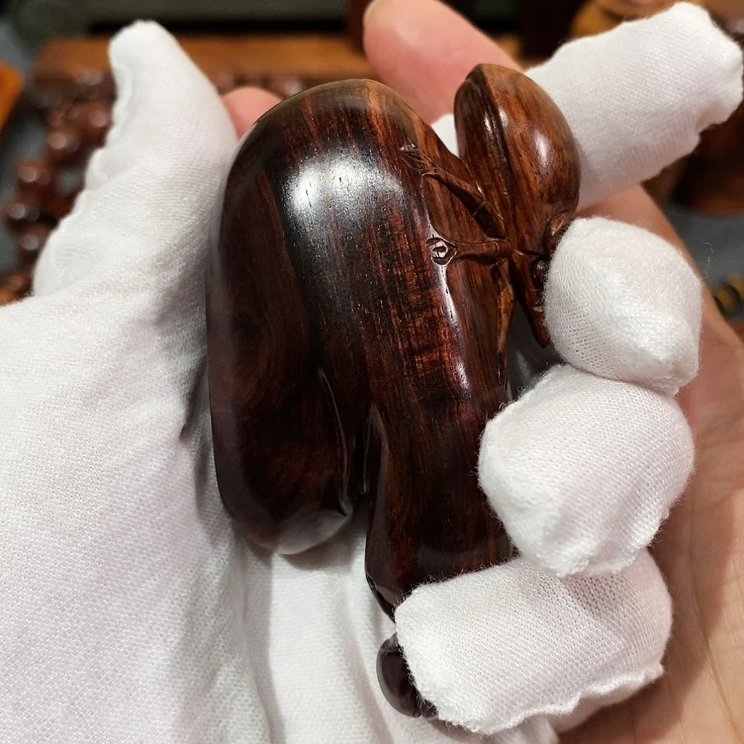黄花梨/降香黄檀把件