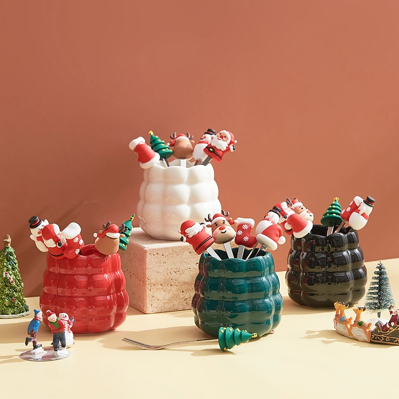 家用新款圣诞七件套水果叉收纳陶瓷罐子圣诞氛围感少女心时尚百搭