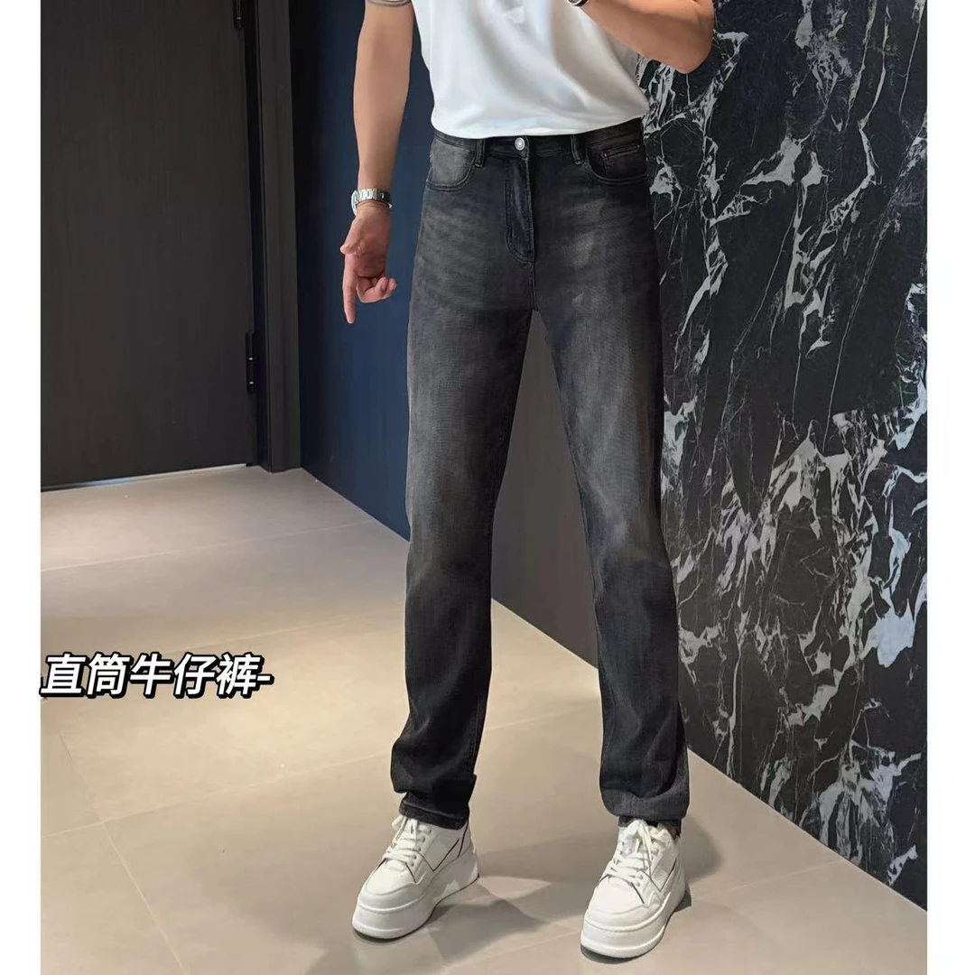 東•Dongzi 雾感丨水洗黑复古丨百搭直筒牛仔裤 85703