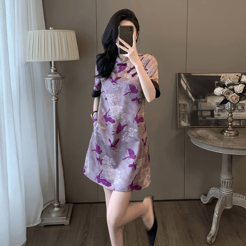 新中式国风盘扣刺绣连衣裙女春夏季新款宽松气质复古高级重工裙子