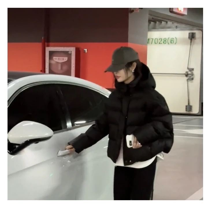 宿慕SUMU 女款连帽鹅绒服10-30冬款新款时尚休闲羽绒服A16054