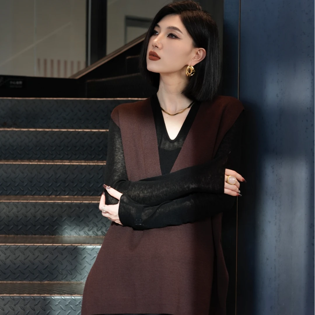 POPULARYW【别墅橦枝】Z·R上品屋 秋季新款V领针织侧开叉背心马甲