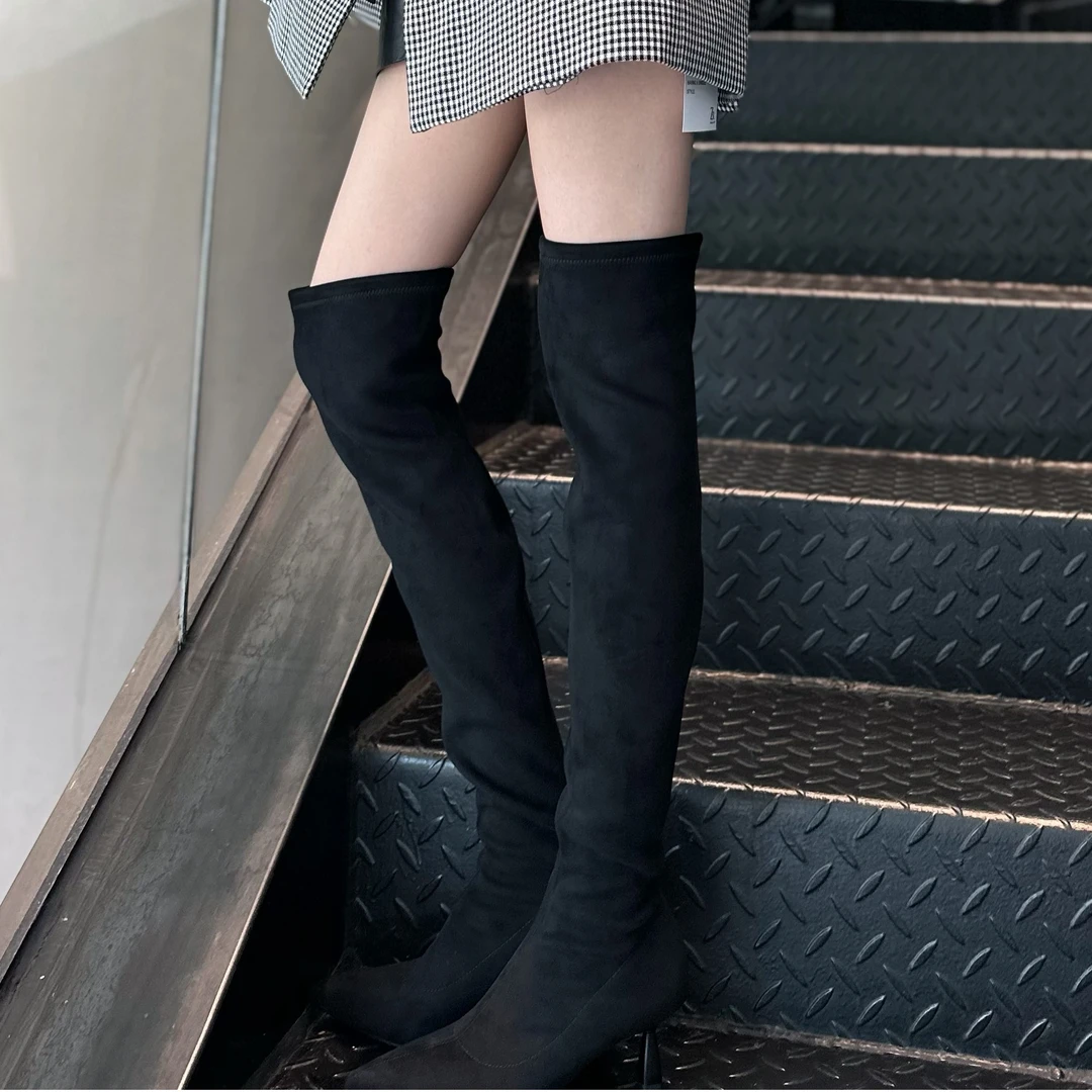 【雨漾】Z.R上品屋  黑色时尚长筒高跟尖头弹力靴时装靴
