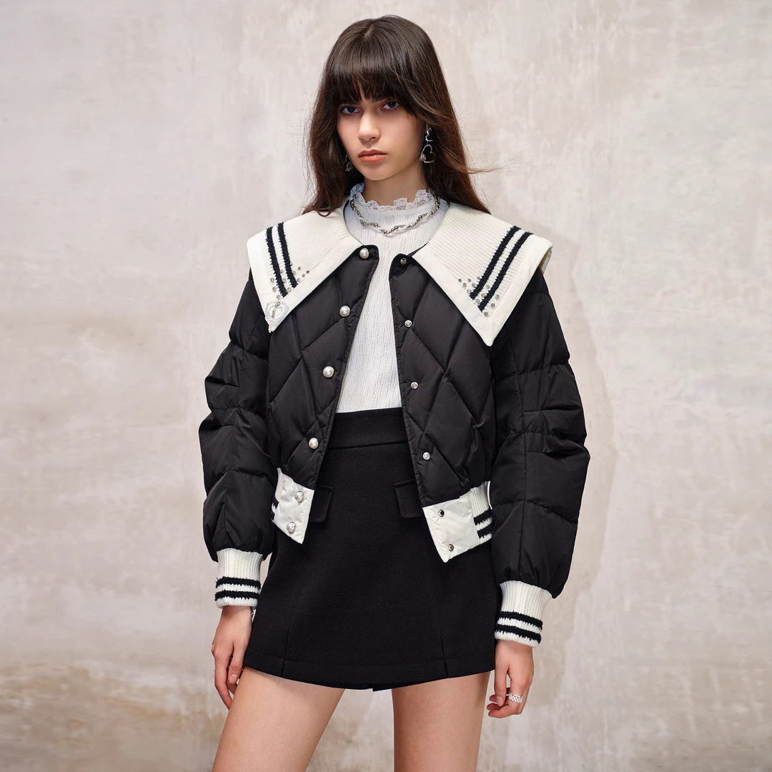 MAXRIENY精致复古学院风羽绒服冬季蓬松短款外套