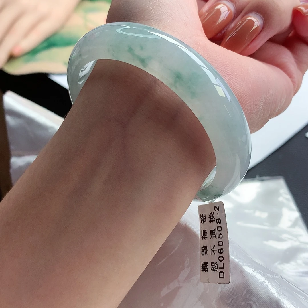 翡翠手镯未镶嵌天然Ａ货翡翠58