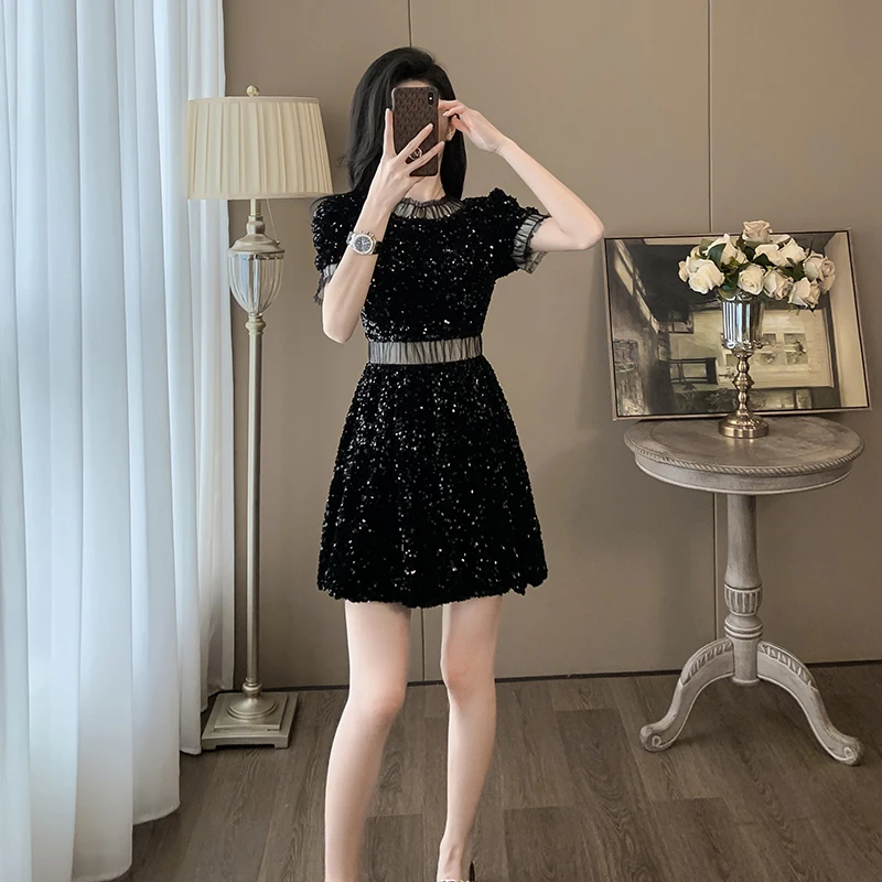 夏季高冷御姐小众设计裙子女法式名媛富家千金赫本风连衣裙高级感