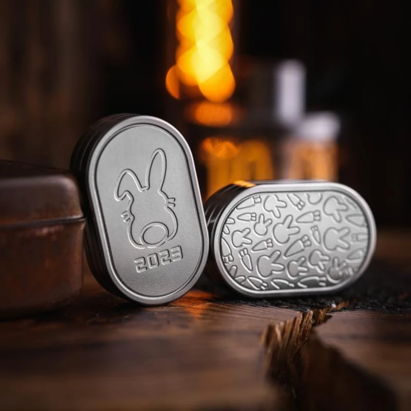 （虎头局）新款上市 MOT 节奏推牌 三层磁铁推牌EDC 金属解压玩具