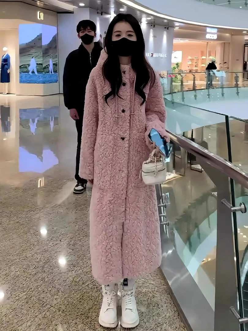 【千金归来】韩版时尚连帽皮毛一体羊羔毛外套女冬加厚保暖毛毛大衣