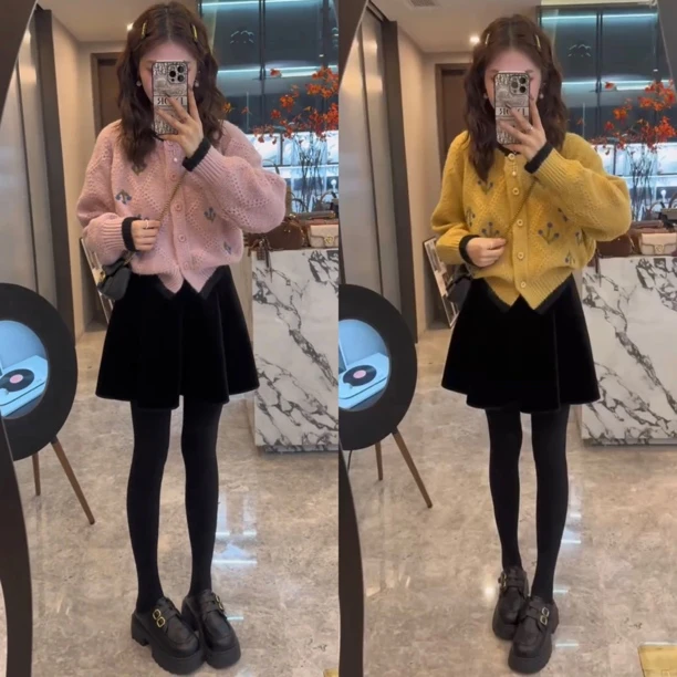 秋冬加厚洋气毛衣开衫韩版可爱时尚百搭针织衫百搭丝绒裙套装