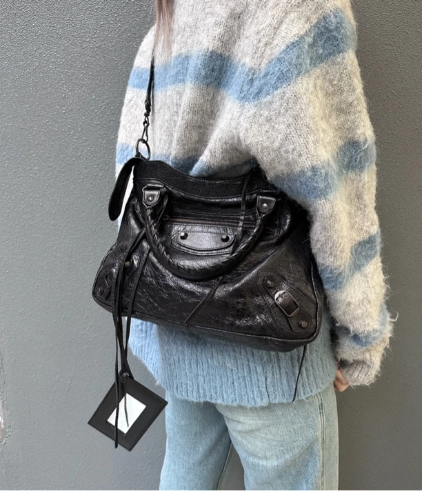 95新 Balenciaga/巴黎世家 青木中古机车斜挎（小号黑色）