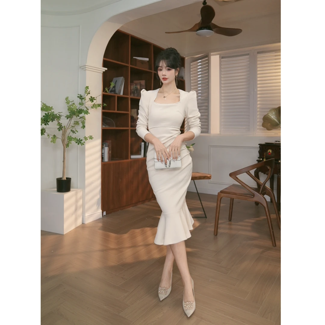 【JANE·简】2024秋装新款女装轻熟风气质V领收腰连衣裙6017