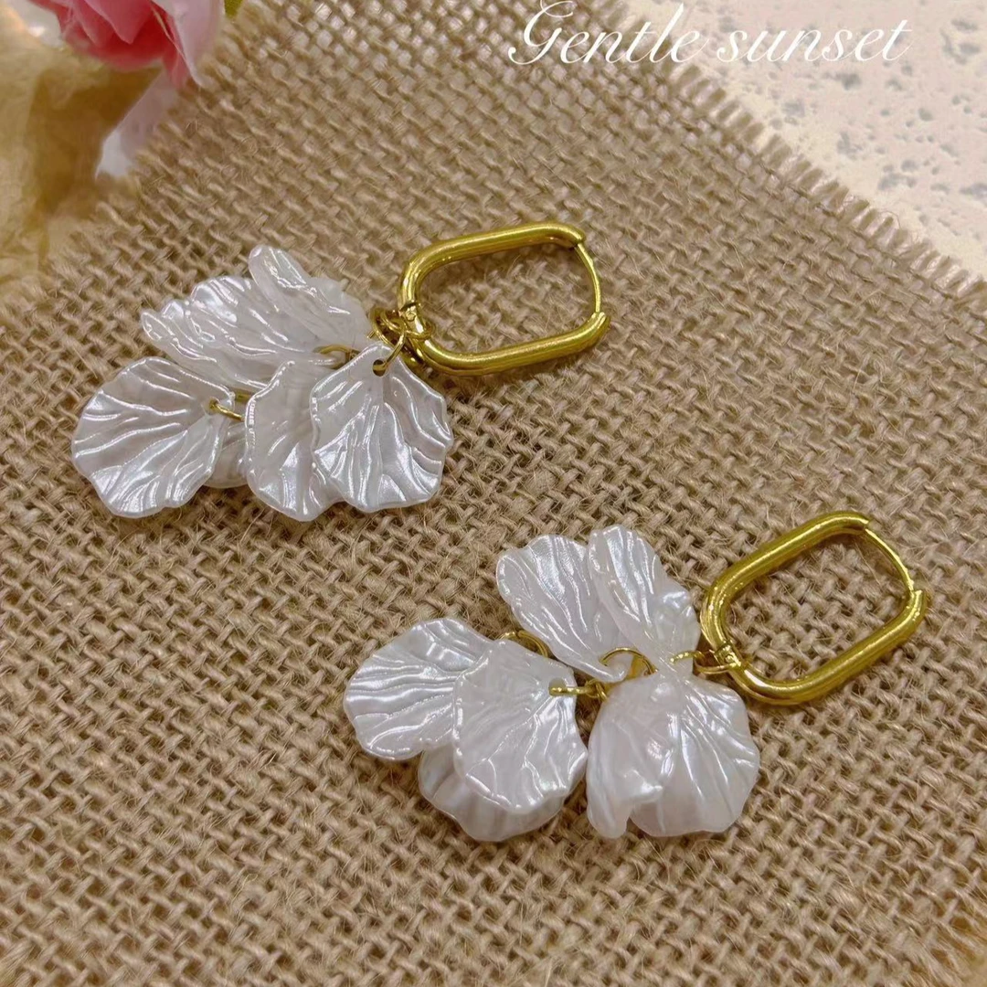 钛钢亚克力耳饰 【Kiss娜】钛钢1899气质多壳壳耳坠