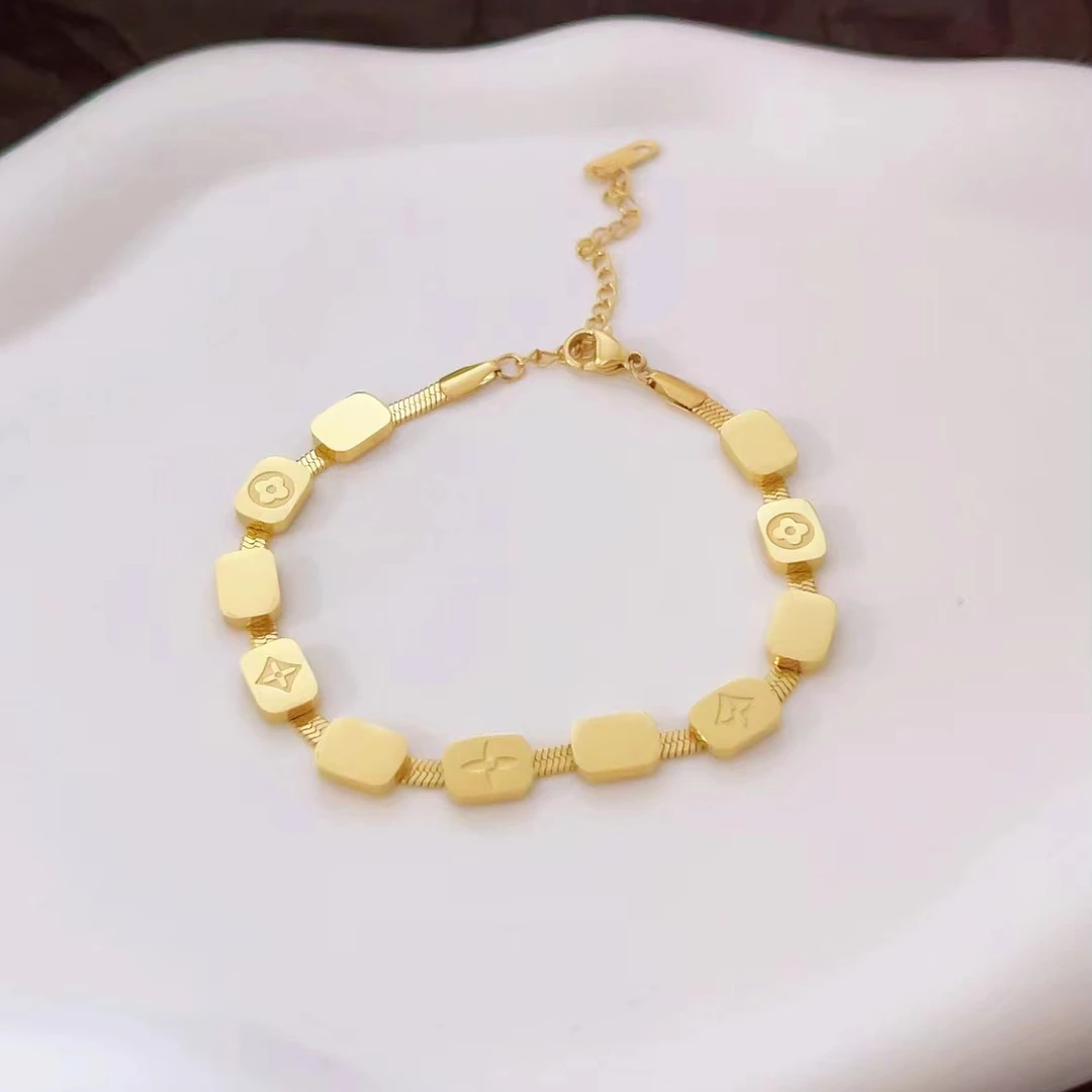 钛钢手链 【Kiss娜】钛钢2483百搭多方块老花手链