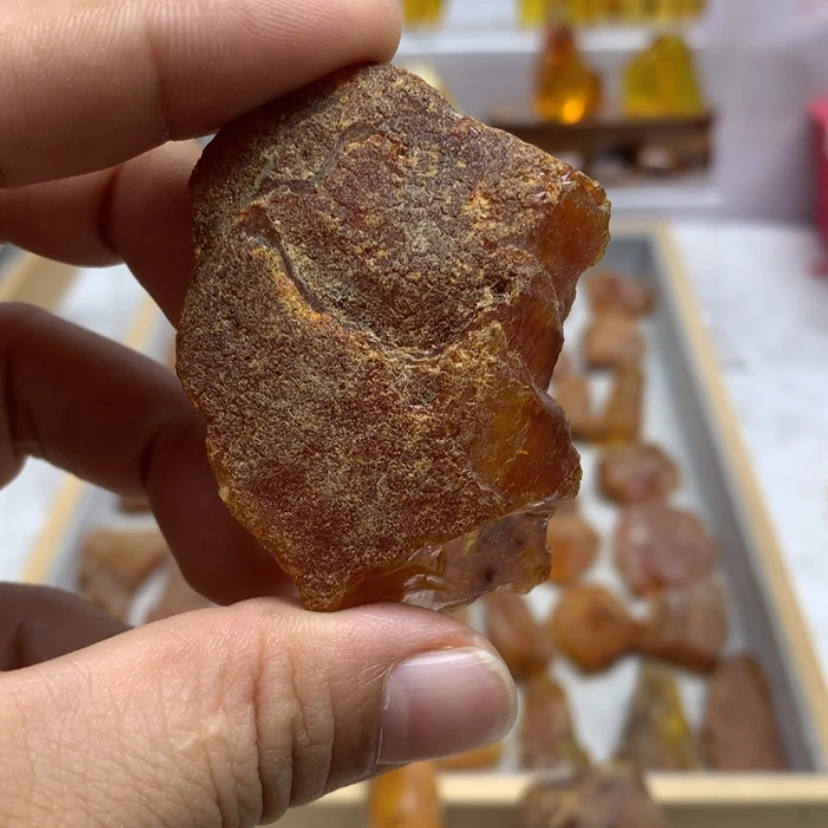 【闪购商品】定制琥珀未镶嵌飞*