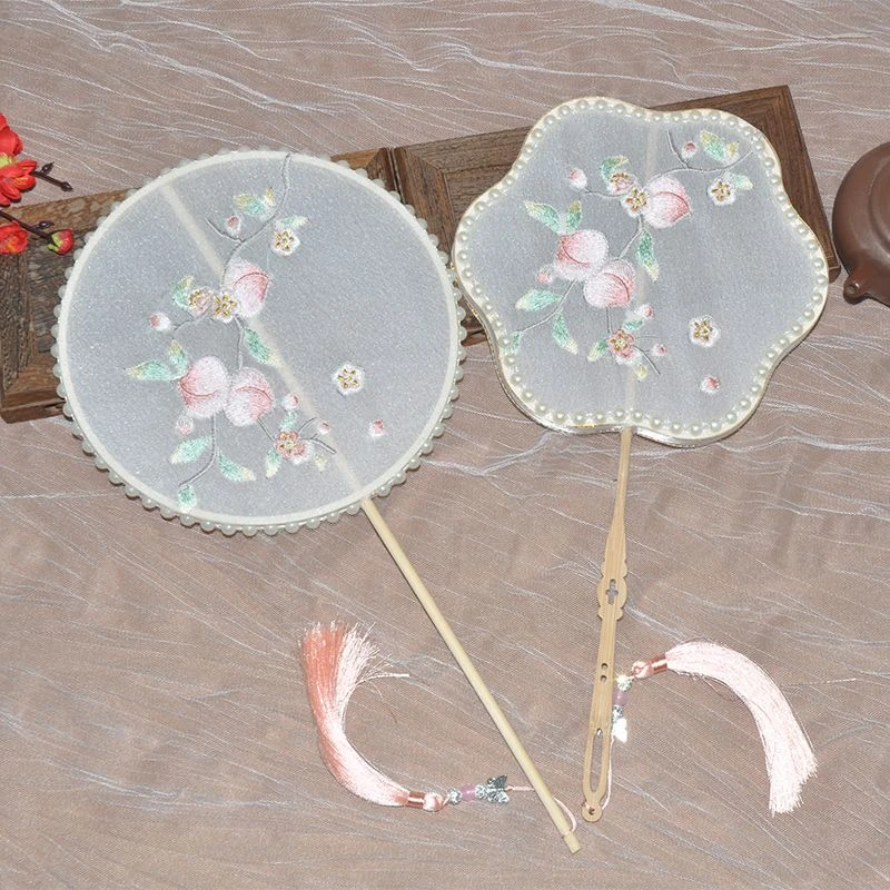 2024新款手工扇刺绣团扇珍珠复古圆形蝴蝶流苏扇国风团扇古典扇子