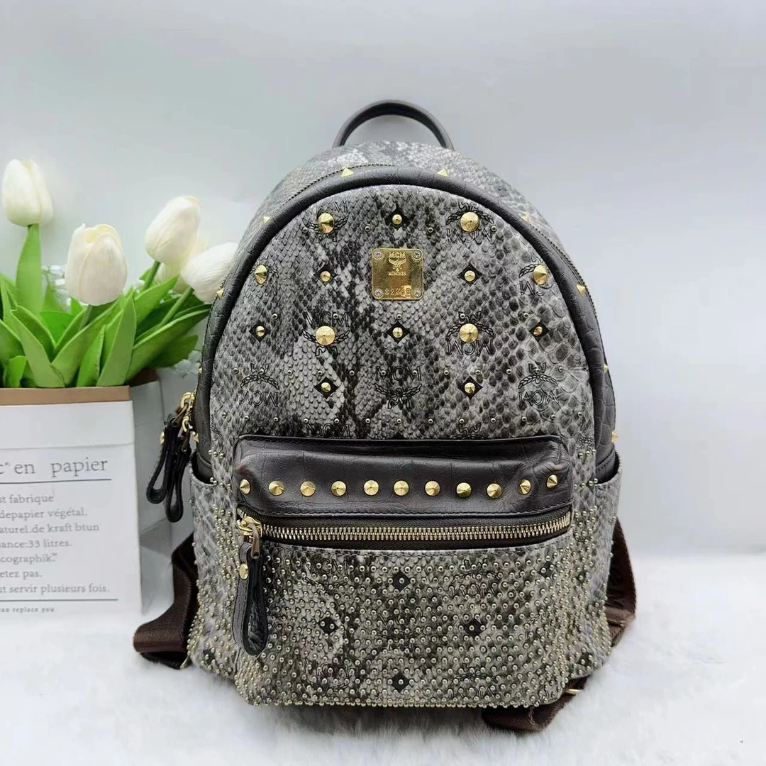 95新 MCM 双肩背包 893 9630