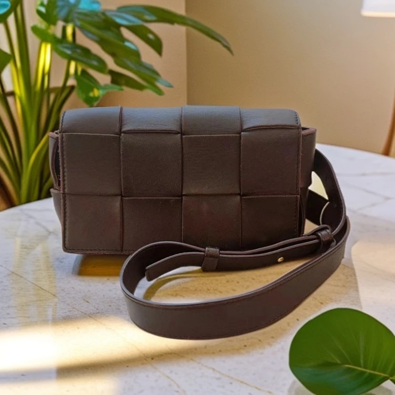 95新 BOTTEGA VENETA/葆蝶家 深色豆腐包 1044 4136