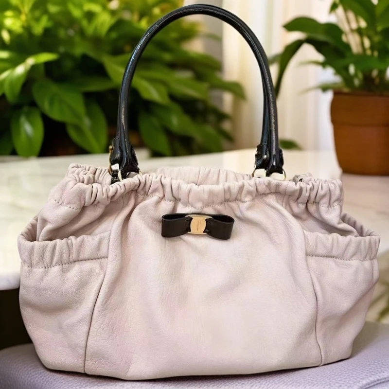 95新 FERRAGAMO/菲拉格慕 裸色手提包 1053 3925