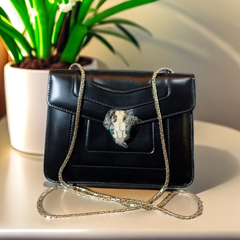 95新 BVLGARI/宝格丽 黑色蛇头链条包  937 7611