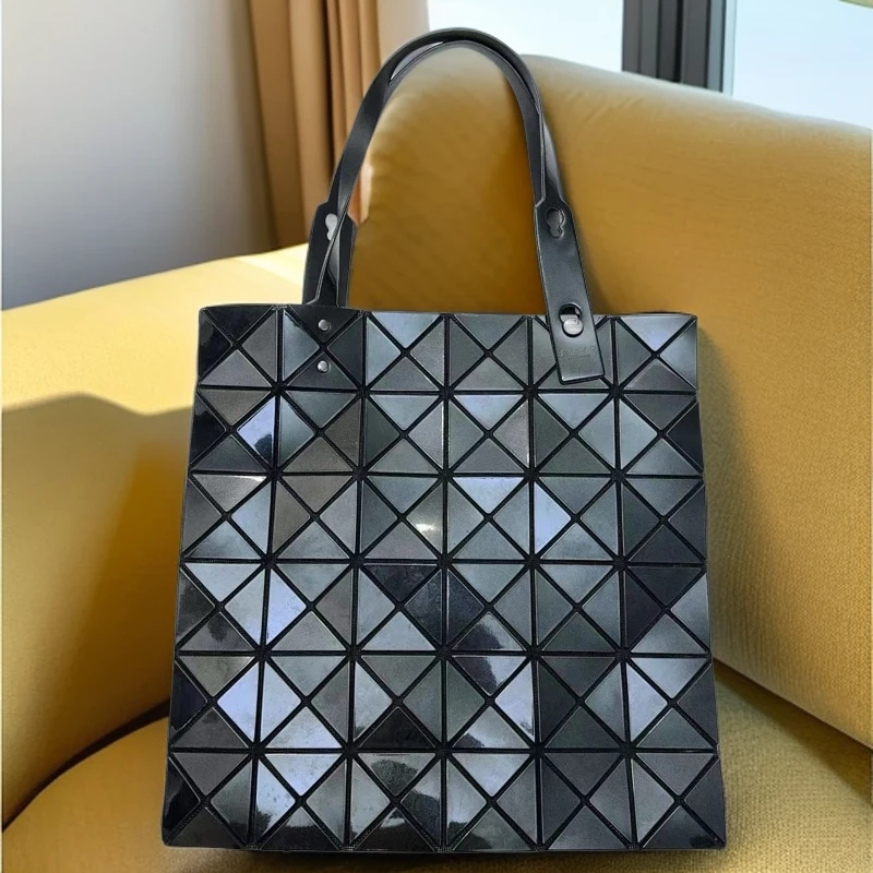 95新 Issey Miyake/三宅一生 黑色单肩包  936 9268