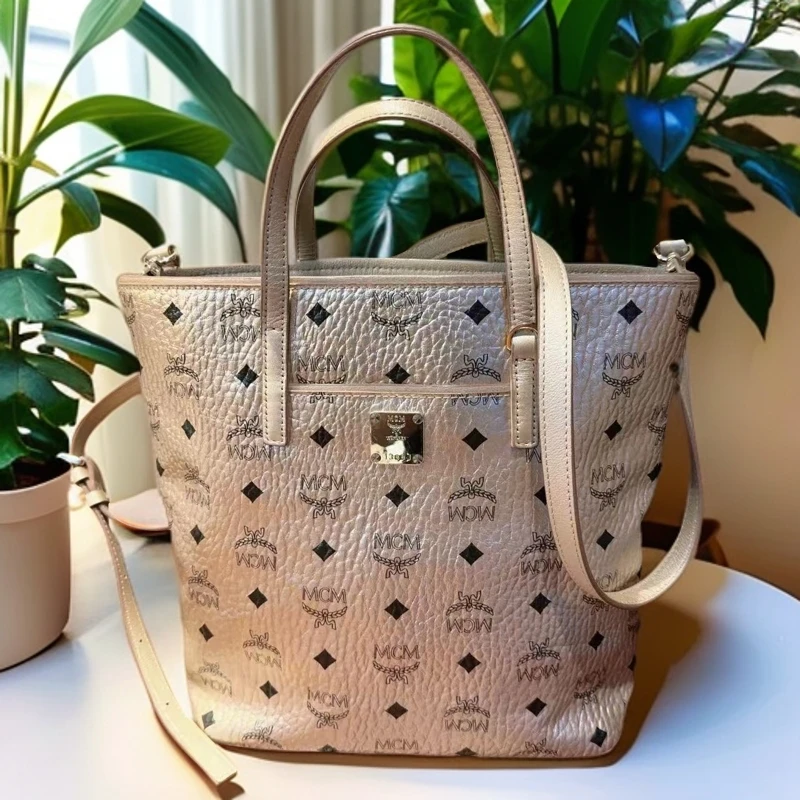 95新 MCM 银色菜篮子 1024 4905
