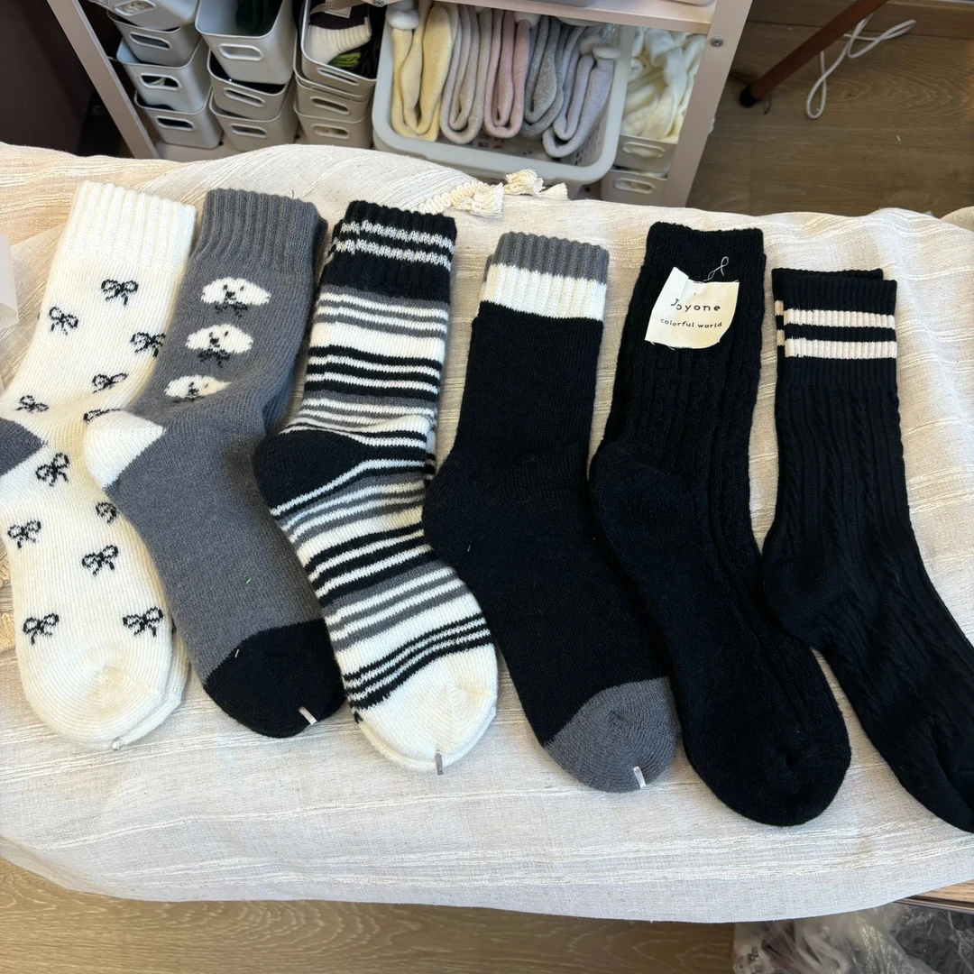 【六双黑白大胖子】冬季加厚毛圈卡通小狗中筒袜保暖