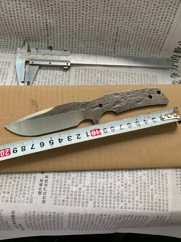瑕疵品64度硬度钢板。