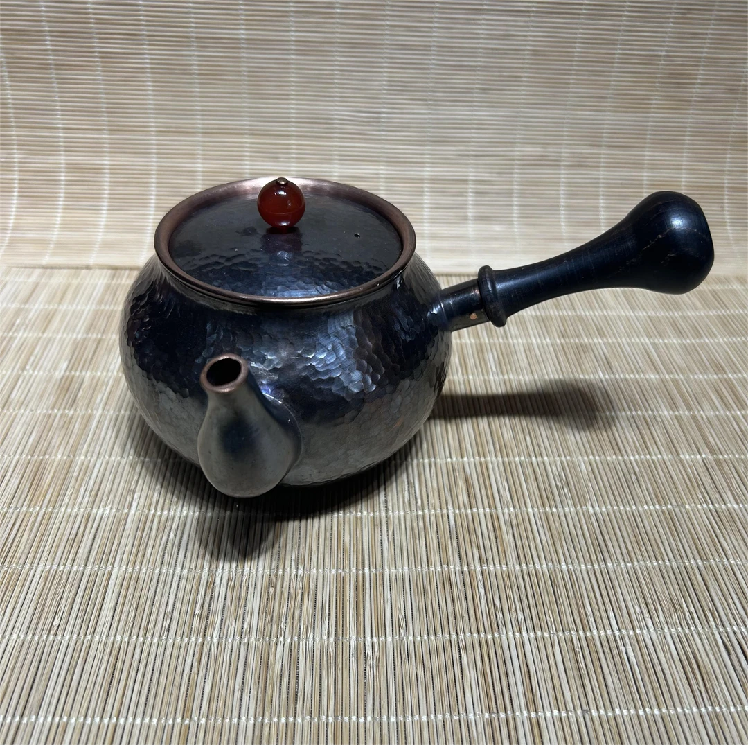 A 紫铜侧把壶 手工复古色锤点煮茶壶  公道壶  300cc