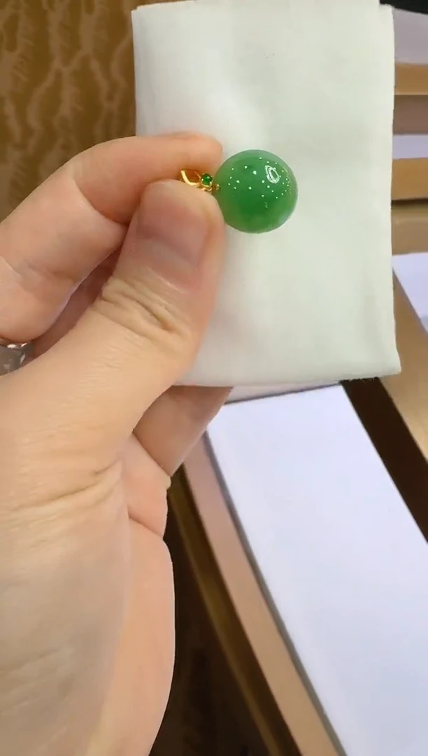 【闪购商品】翡翠吊坠(不含链)18K金镶嵌多样性团购发一件