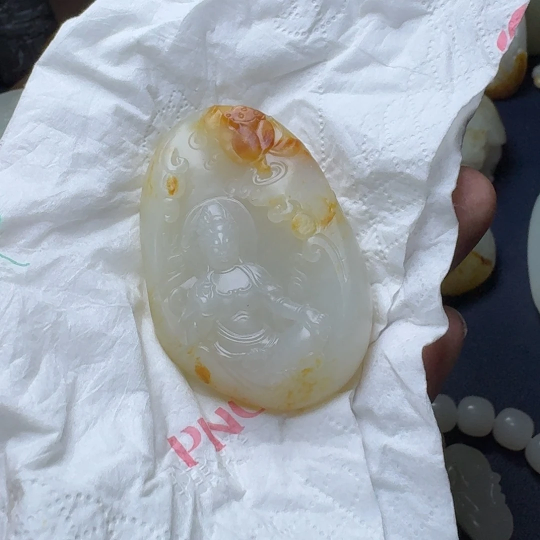 和田玉颈饰未镶嵌三*