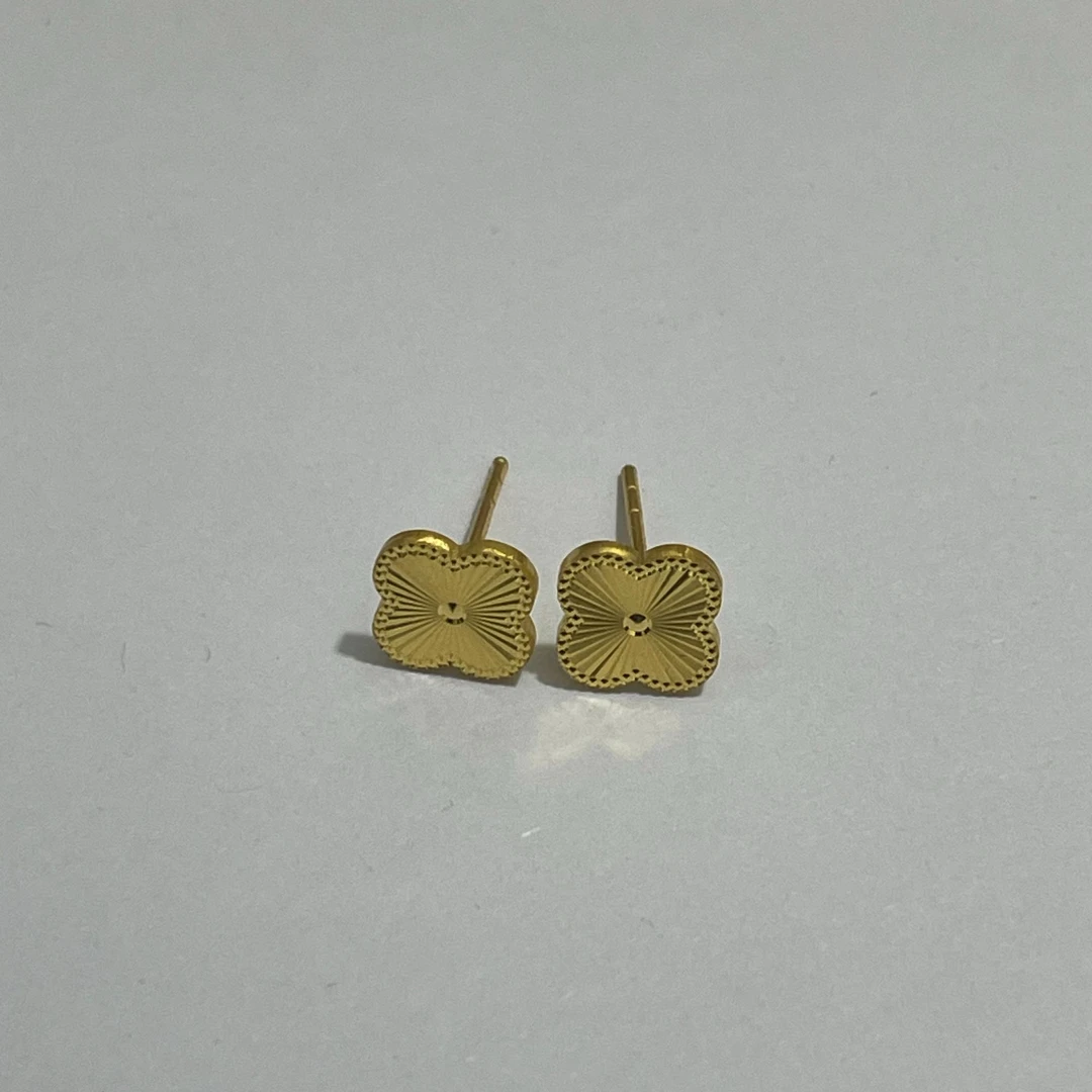 泽诚珠宝5G足金999气质时尚简约四叶草镭射耳钉