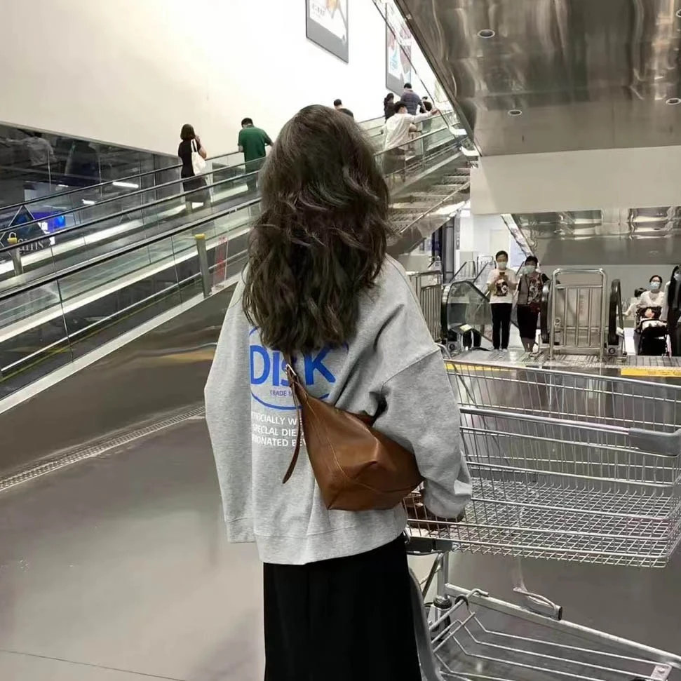 大码女装时尚休闲圆领卫衣微胖穿搭2025秋季新款显瘦遮肉半身裙