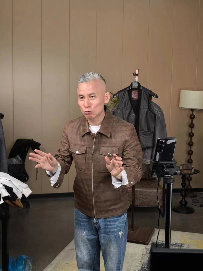 绵羊皮真皮皮衣男士翻领外套2024春季新款时尚潮流黑简约修身