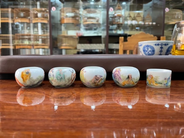 王同义早期十八罗汉小鸟杯