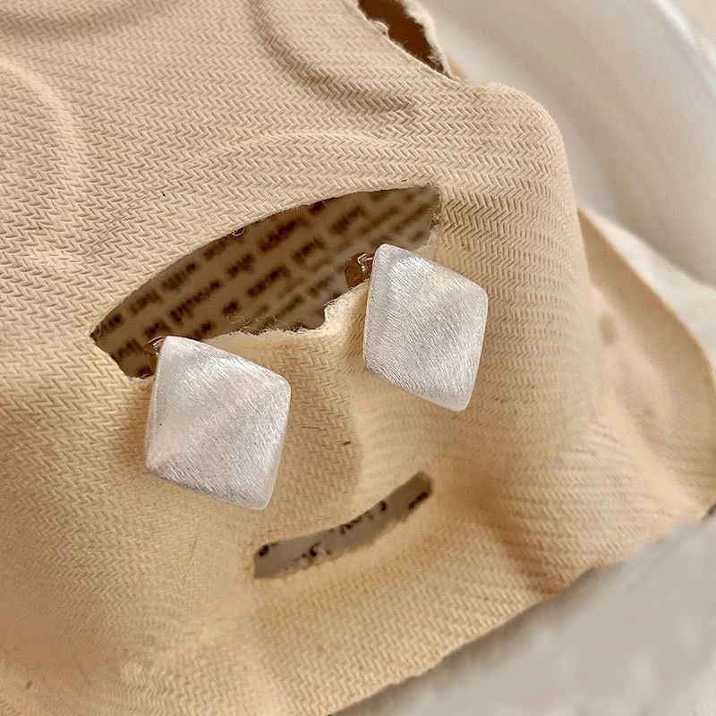 925银耳饰 925银耳饰方块拉丝耳扣气质菱形ins风耳环冷淡风设计感