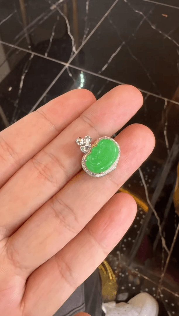 【闪购商品】翡翠颈饰18K金镶嵌5005689/017/多样性/发一件