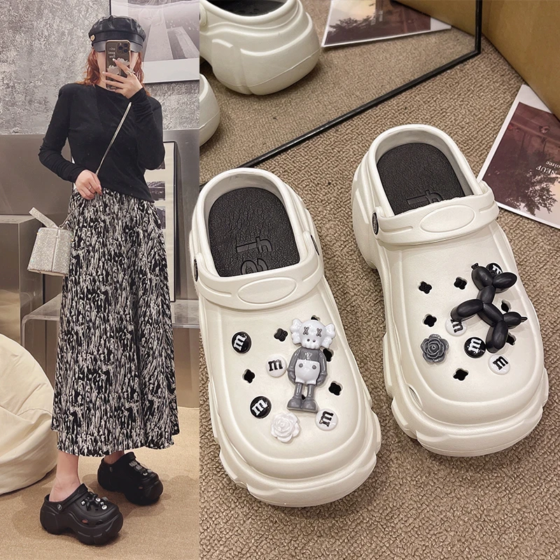2025新款卡通DIY踩屎感洞洞鞋女夏季ins可爱外穿防滑厚底包头拖鞋
