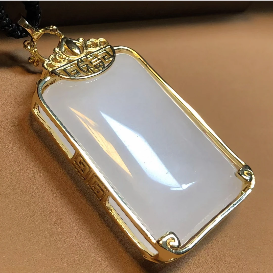 天然新疆玉石升级版镶嵌款无事牌吊坠/平安无事气质金丝玉挂件