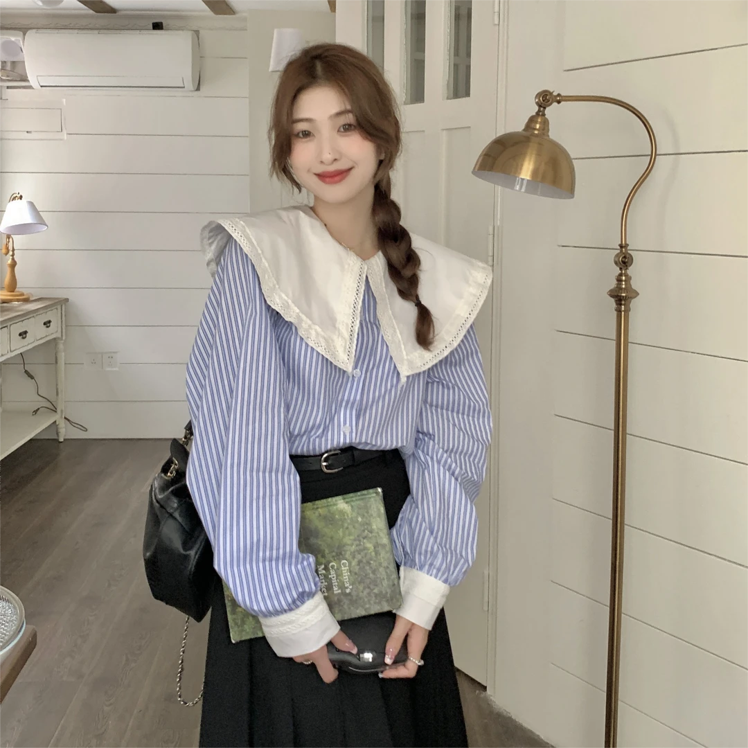 2024年秋季新款大码衬衣娃娃领条纹胖MM设计感显瘦衬衣女