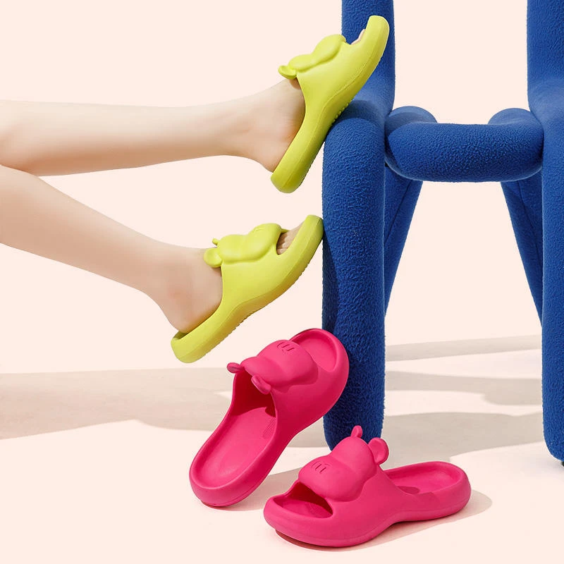 A540荐！EVA材质-2013卡通带耳朵款凉拖鞋