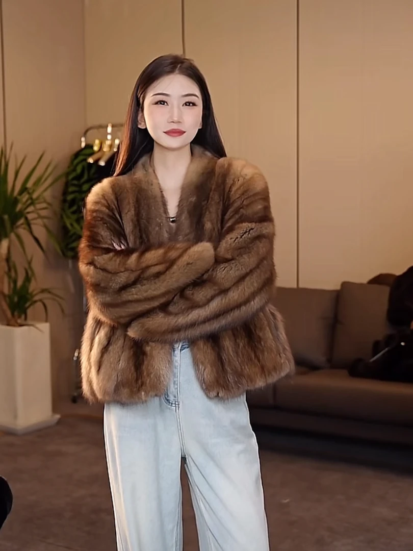 海宁华丽园俄罗斯貂整皮整版假一赔十V领中长款外套