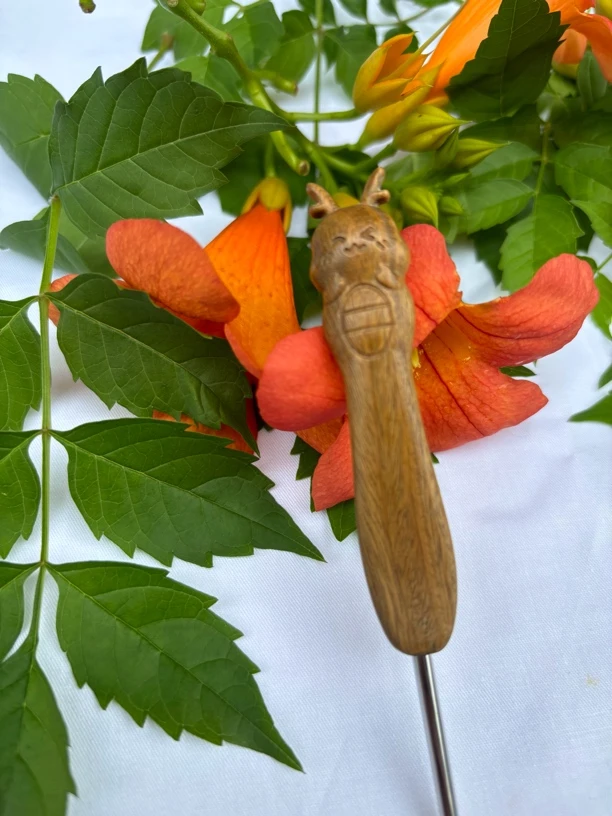 新品 钩针 绿檀 工艺 生肖龙和 生肖兔