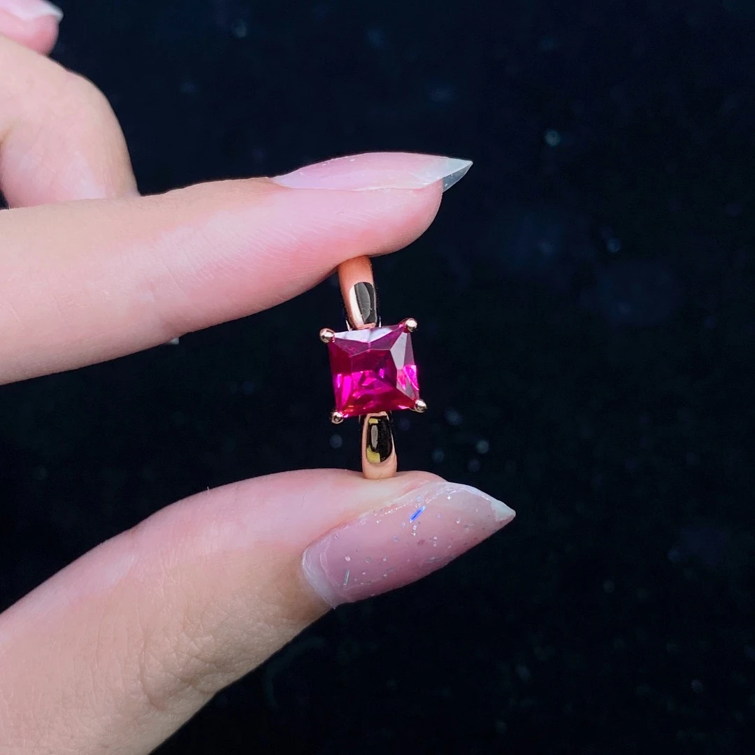 925银戒指 2克拉7*7 【方糖】培育红宝 玫瑰金色 复古显白显气质