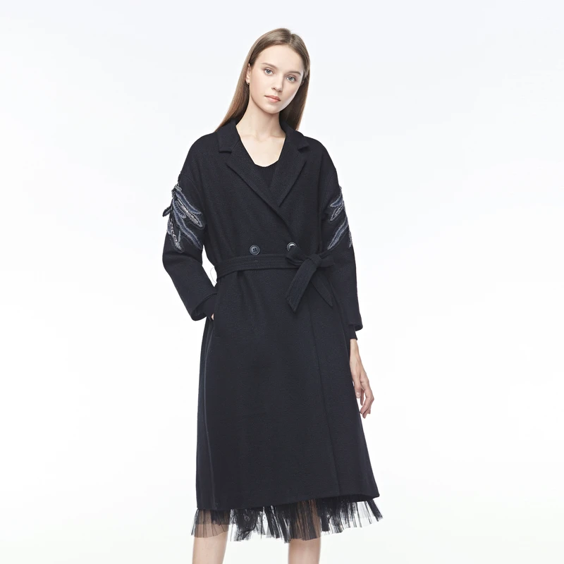 S·DEER圣迪奥女装平驳领字母绣花开衩收腰中长款外套S19481851