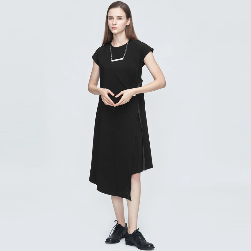 S·DEER圣迪奥夏季圆领黑色裙子系带拼接不规则连衣裙S21281260