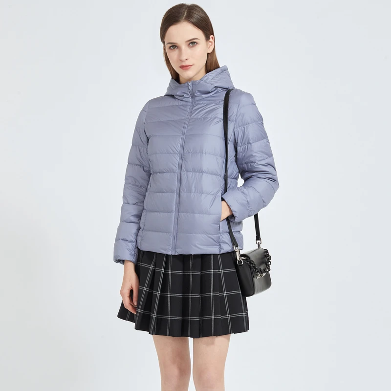 S·DEER圣迪奥时尚气质百搭保暖高领连帽轻薄短款羽绒服S20482487