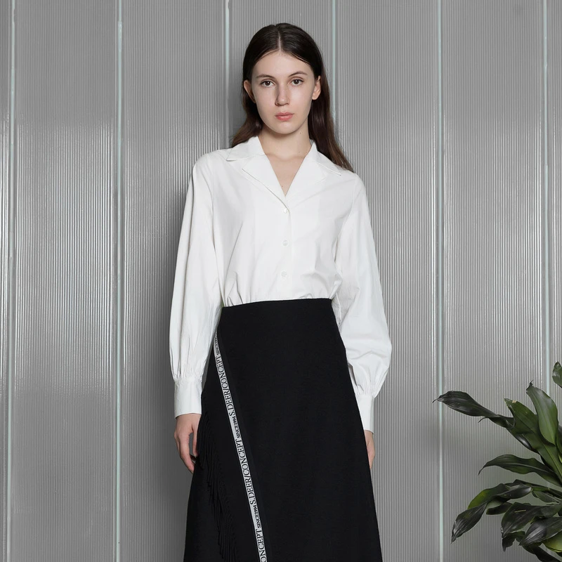 S·DEER圣迪奥时尚气质女装宽松简约翻领白色长袖衬衫S21460502