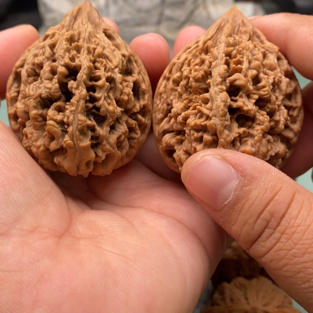 【闪购商品】文玩核桃吊坠42九龙筋